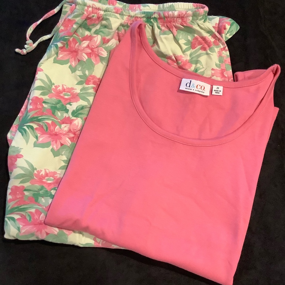 Denim & Co 2 piece set 2X top tank and crop pant New